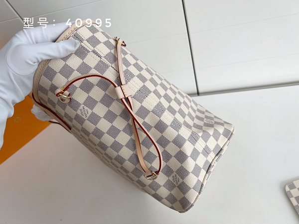 ルイヴィトンバッグ細部ディテール